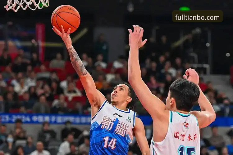 CBA季后赛最新动态：浙江加时83-81险胜宁波，兰道夫33分率队2-0横扫晋级